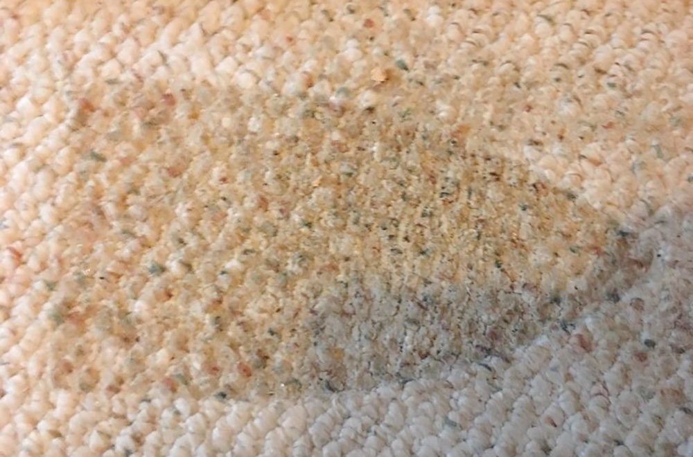 سوختگی فرش با اتو