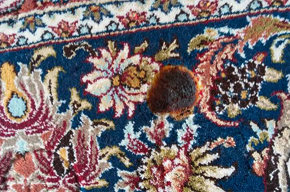 رفع سوختگی فرش با زغال 