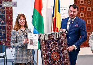 اهدا شناسنامه به فرش های موزه باکو