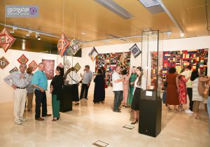 تصویری از بازدیدکنندگان موزه فرش باکو